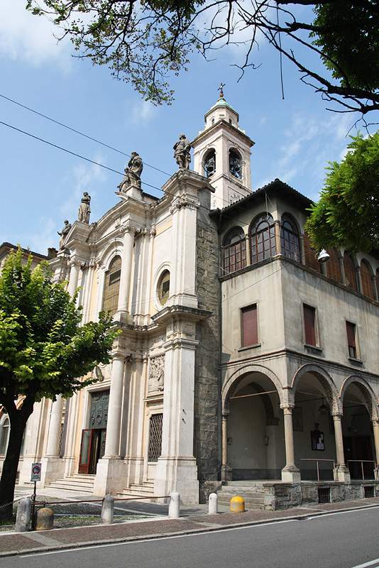 ai1373.photobucket.com_albums_ag395_albertoguedes1_Bergamo_20800_IMG_0206_800_zps296eabbc.jpg