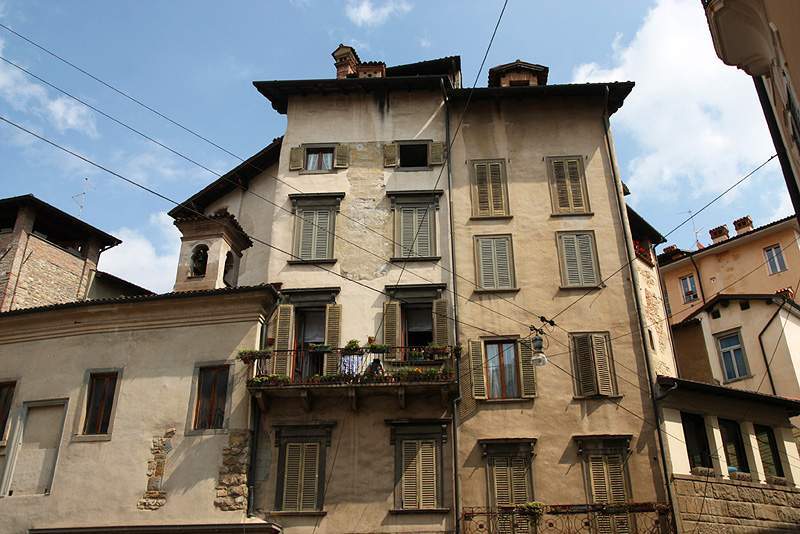 ai1373.photobucket.com_albums_ag395_albertoguedes1_Bergamo_20800_IMG_0214_800_zpsf279d6b0.jpg