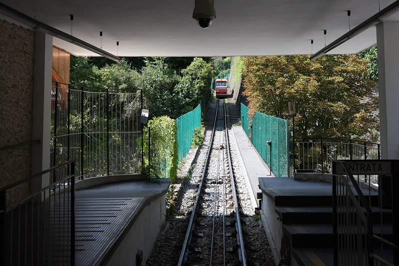 ai1373.photobucket.com_albums_ag395_albertoguedes1_Bergamo_20800_IMG_0312_800_zps813e5784.jpg