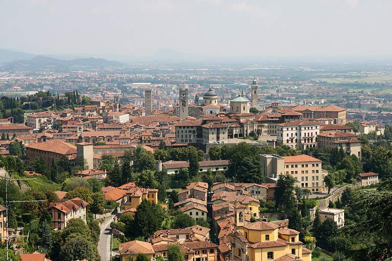 ai1373.photobucket.com_albums_ag395_albertoguedes1_Bergamo_20800_IMG_0317_800_zps61be37b0.jpg