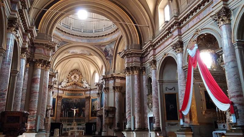 ai1373.photobucket.com_albums_ag395_albertoguedes1_Bergamo_2088581f048d67b2f4a78827cc269795ff8.jpg