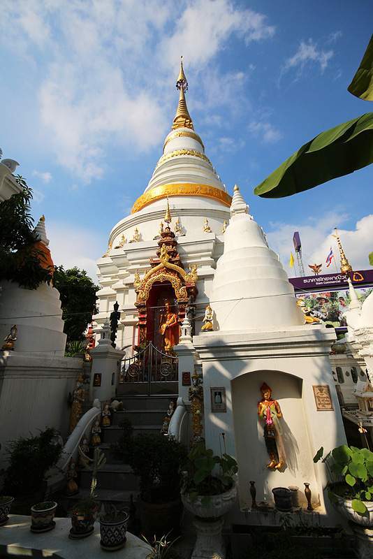 ai1373.photobucket.com_albums_ag395_albertoguedes1_Tailandia_IMG_0734_800_zps2e970aea.jpg