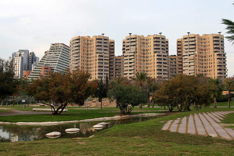 ai1373.photobucket.com_albums_ag395_albertoguedes1_Valencia_3_zpsrwzlrrl0.jpg