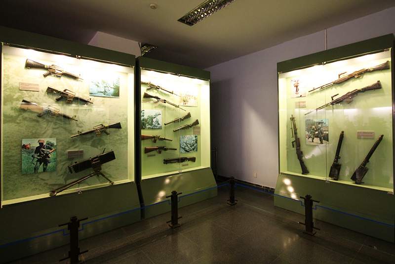 ai1373.photobucket.com_albums_ag395_albertoguedes1_Vietname_081_zps9zoytpl1.jpg