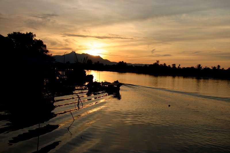 ai138.photobucket.com_albums_q278_CarlosLuz_Borneo_IMG_7556.jpg