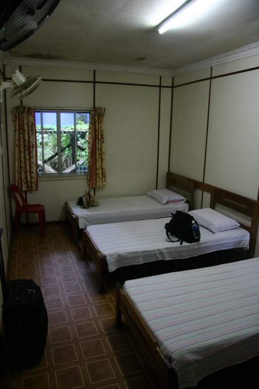 ai138.photobucket.com_albums_q278_CarlosLuz_Borneo_IMG_7652.jpg