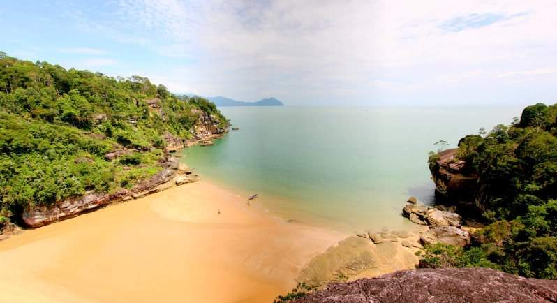 ai138.photobucket.com_albums_q278_CarlosLuz_Borneo_pano3.jpg