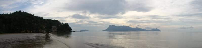 ai138.photobucket.com_albums_q278_CarlosLuz_Borneo_pano4.jpg