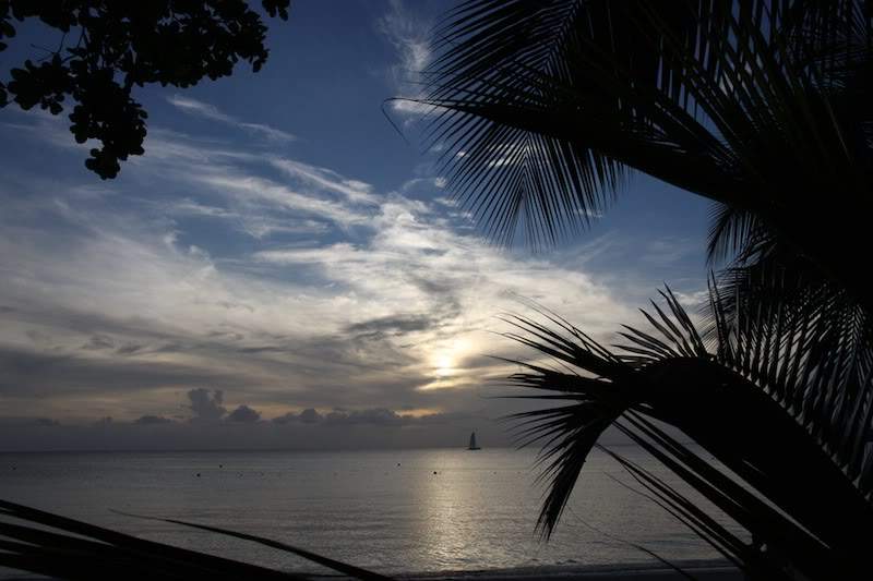 ai138.photobucket.com_albums_q278_CarlosLuz_Jamaica_11PorSolIMG_4125.jpg