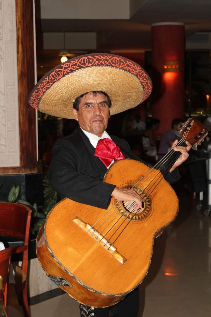 ai164.photobucket.com_albums_u31_RuiMAP_Riviera_20Maya_202011_IMG_6390.jpg