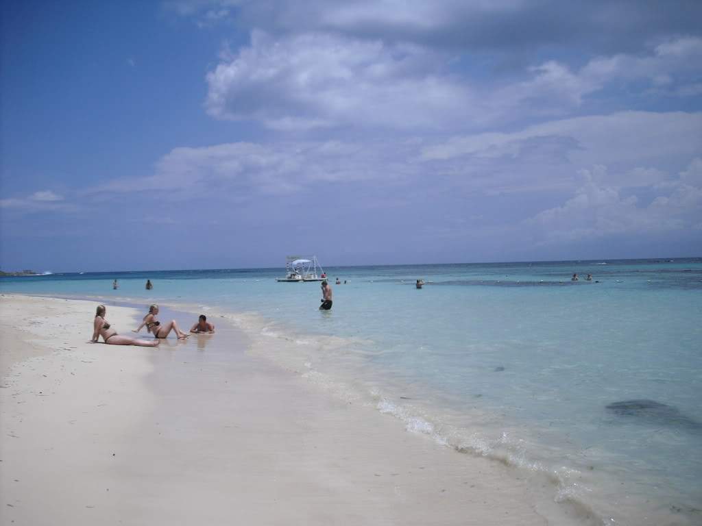 ai175.photobucket.com_albums_w126_tjcorreia_CIMG1146.jpg