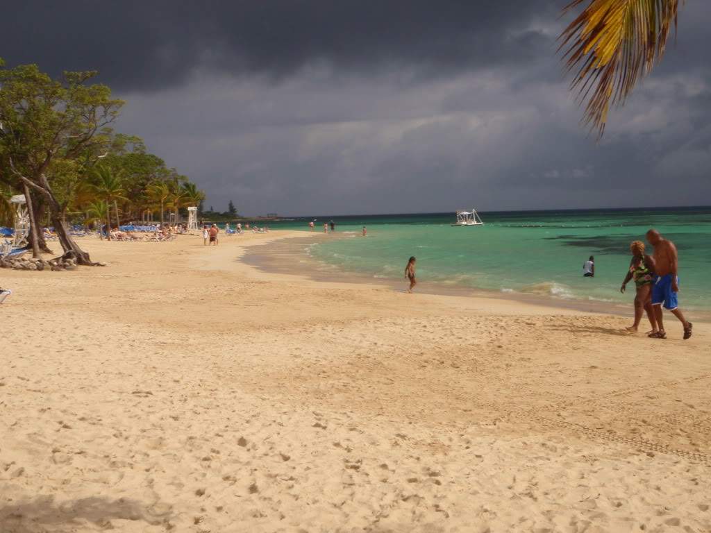 ai175.photobucket.com_albums_w126_tjcorreia_P5200057.jpg