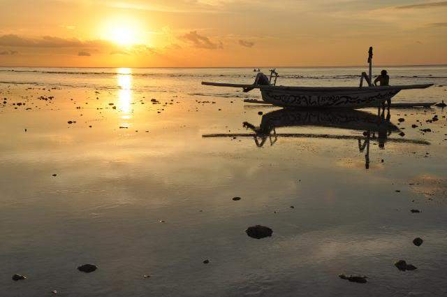 ai201.photobucket.com_albums_aa294_carlos_lopes_Indonesia_Gili_DSC_0060.jpg