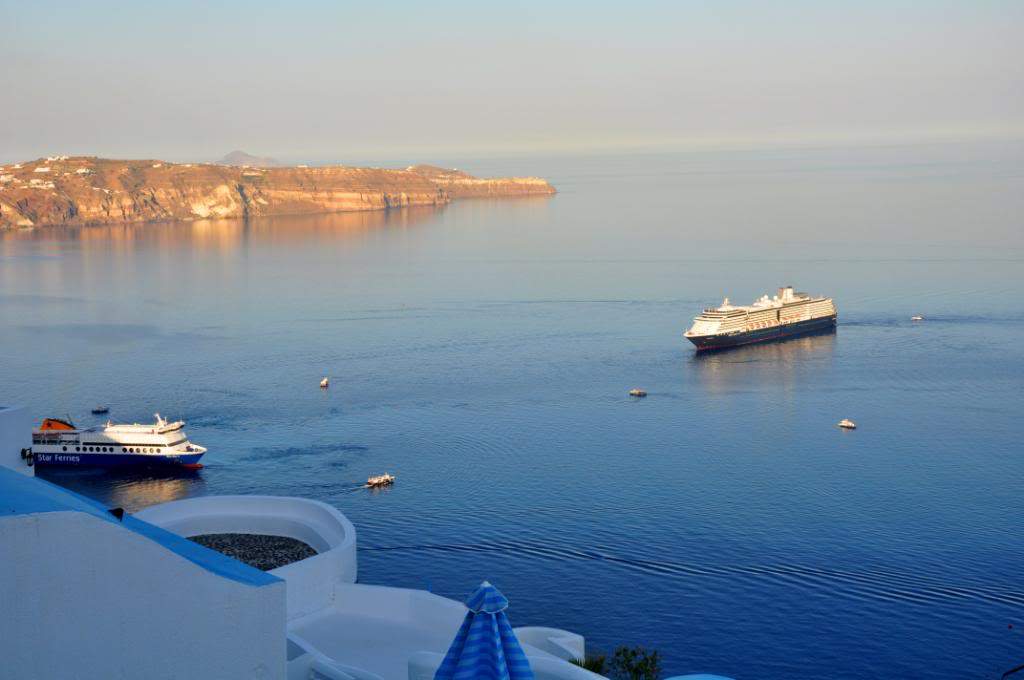 ai201.photobucket.com_albums_aa294_carlos_lopes_Santorini_064.jpg