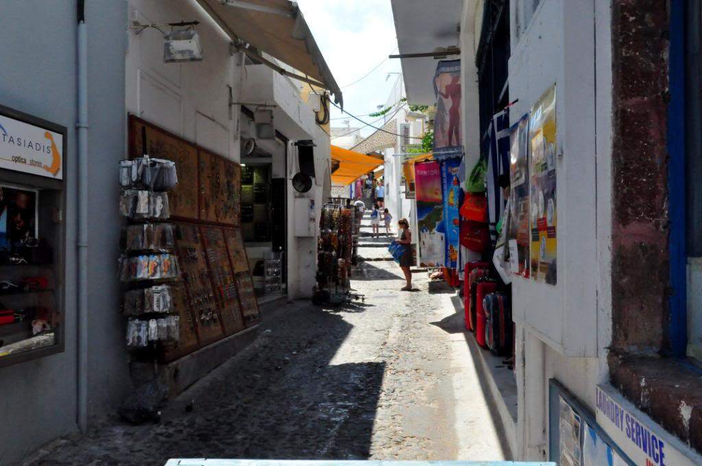 ai201.photobucket.com_albums_aa294_carlos_lopes_Santorini_102.jpg