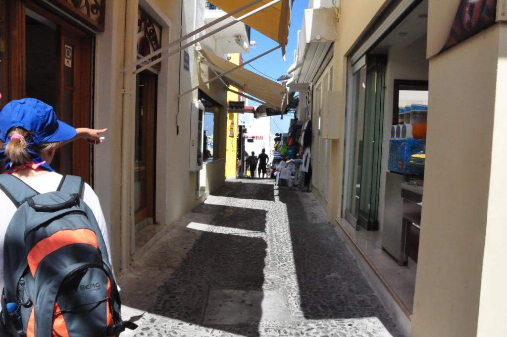 ai201.photobucket.com_albums_aa294_carlos_lopes_Santorini_109.jpg