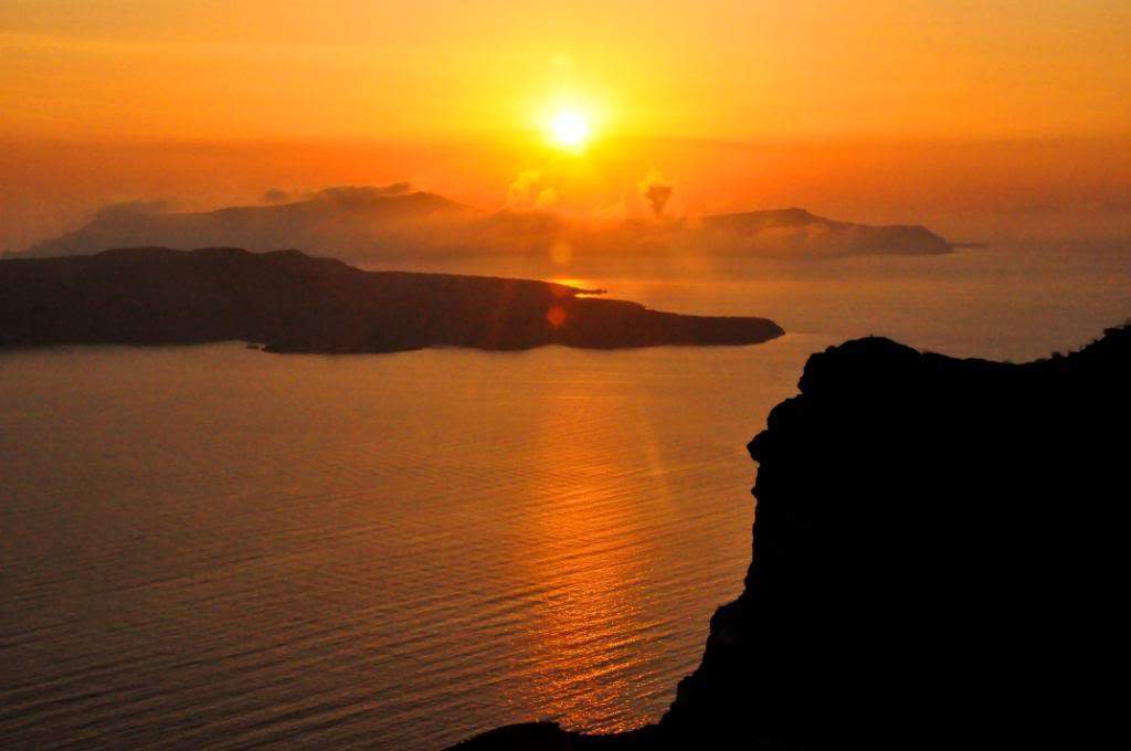 ai201.photobucket.com_albums_aa294_carlos_lopes_Santorini_146.jpg