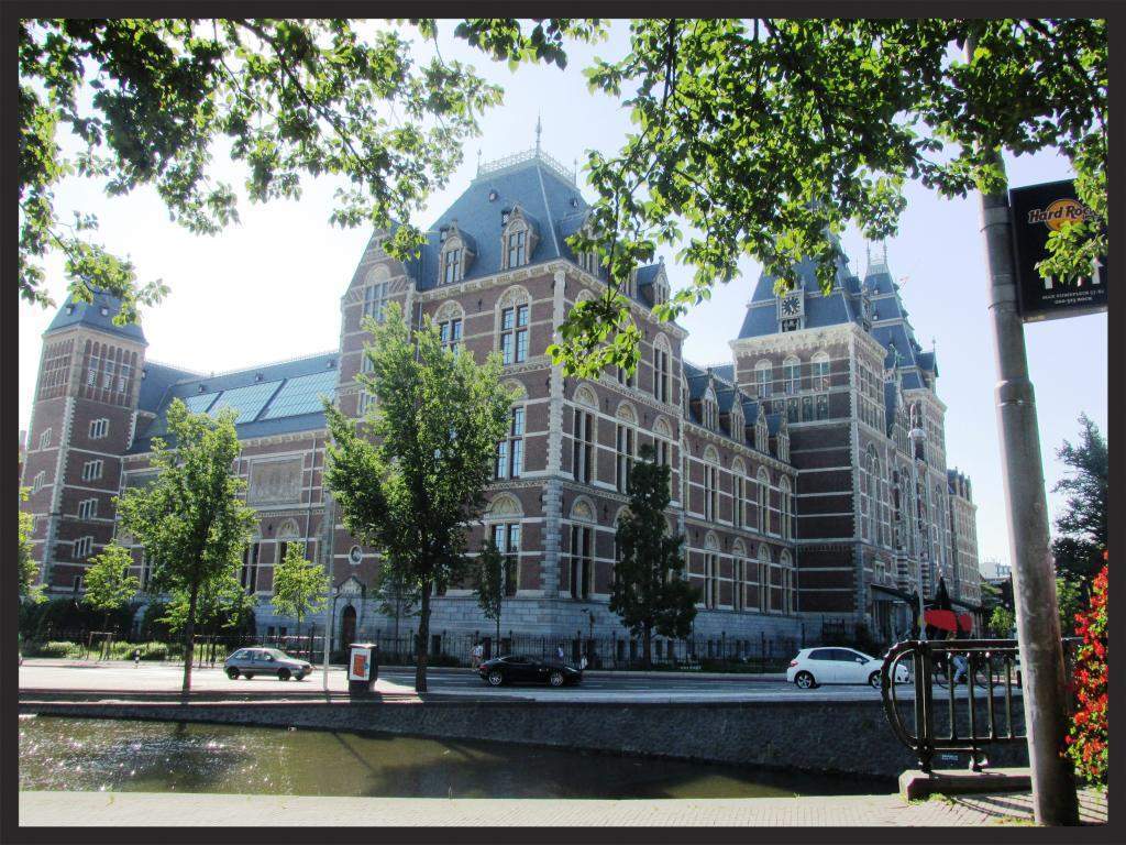 ai225.photobucket.com_albums_dd306_aserodio_2014_Amsterdam_2b2bb619a6db408462c47041e1fefab34a7.jpg