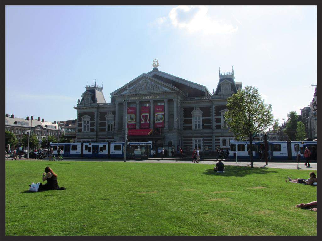 ai225.photobucket.com_albums_dd306_aserodio_2014_Amsterdam_4a781bb463c535220d3842ff6953c49f11d.jpg