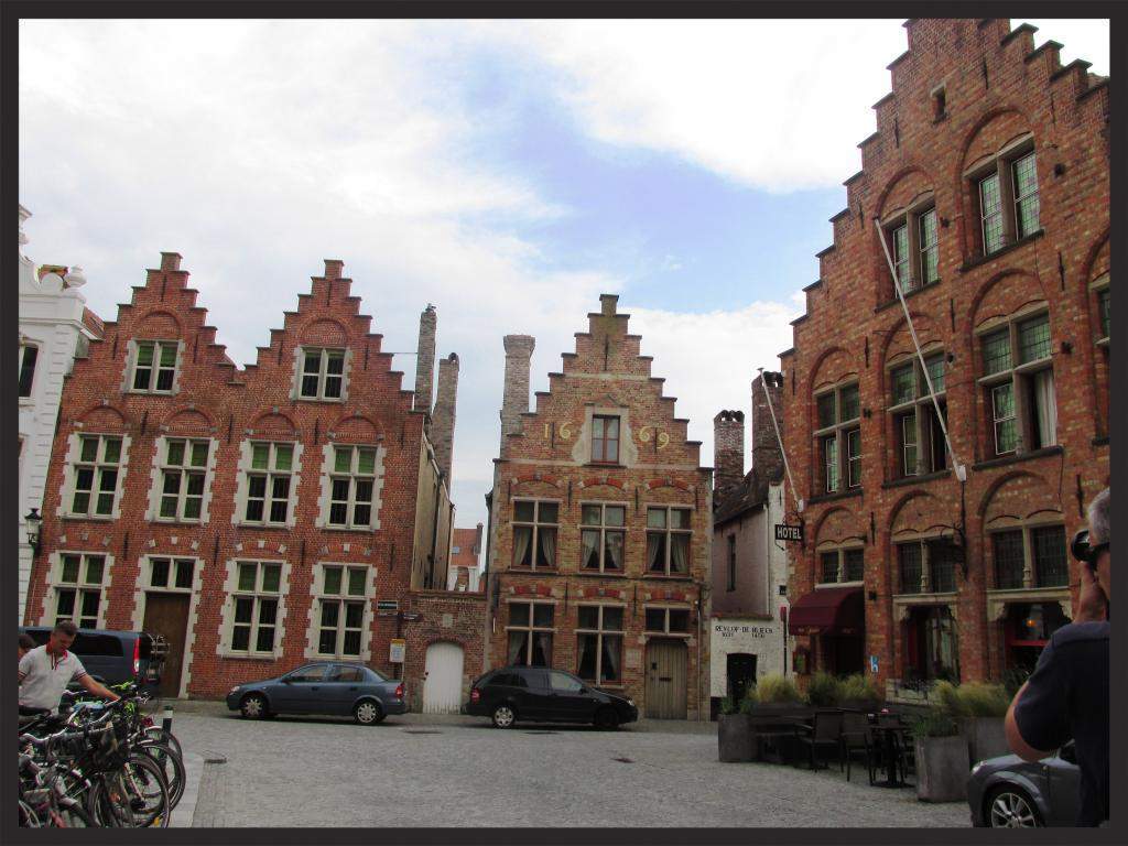 ai225.photobucket.com_albums_dd306_aserodio_2014_Brugge_0b82fde44554c4c303ca121547973f58a78fdc.jpg