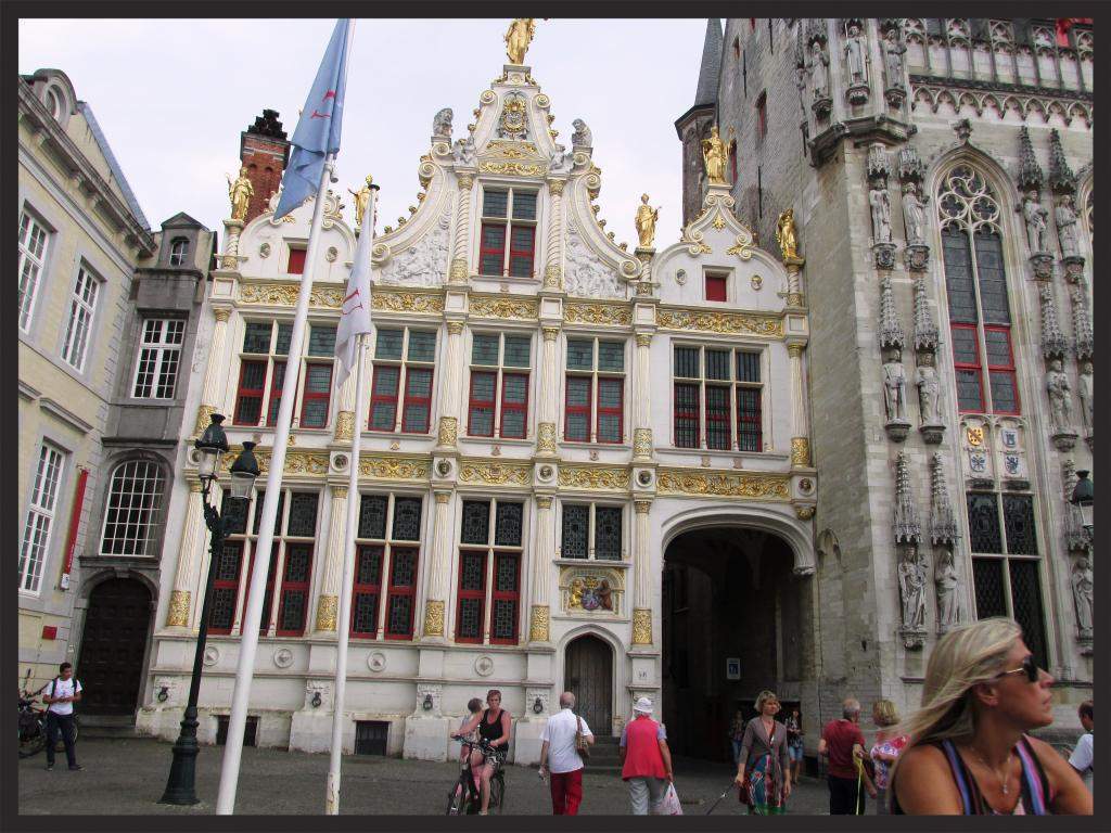 ai225.photobucket.com_albums_dd306_aserodio_2014_Brugge_c0f8def8bbd21b60f5b9d522e08f4aa829861e.jpg