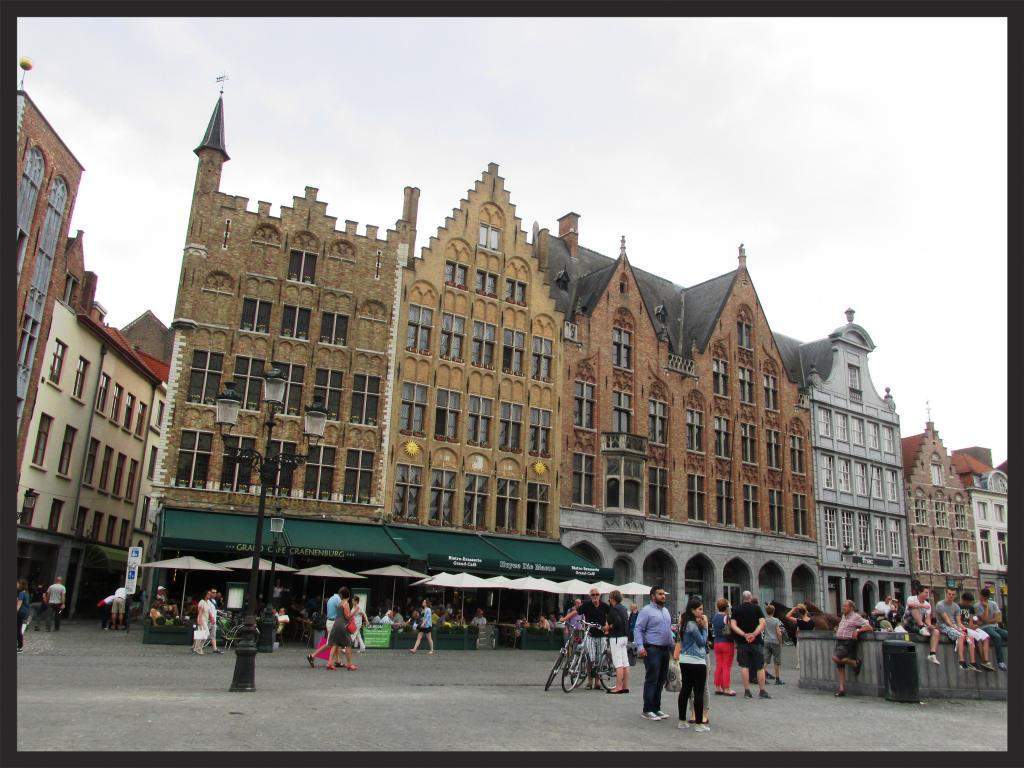 ai225.photobucket.com_albums_dd306_aserodio_2014_Brugge_da45f841747525de691c337e36fcf7de08f569.jpg