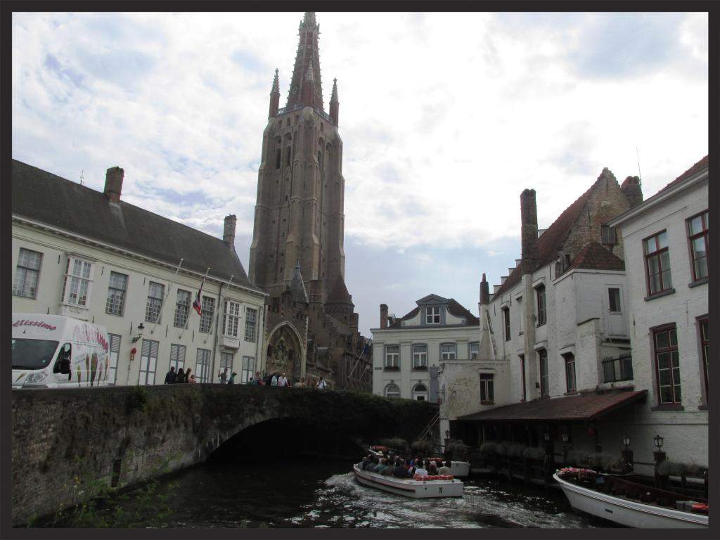 ai225.photobucket.com_albums_dd306_aserodio_2014_Brugge_fa6e1ab0148cc655c6c10dc76a1e9c6a891dbe.jpg