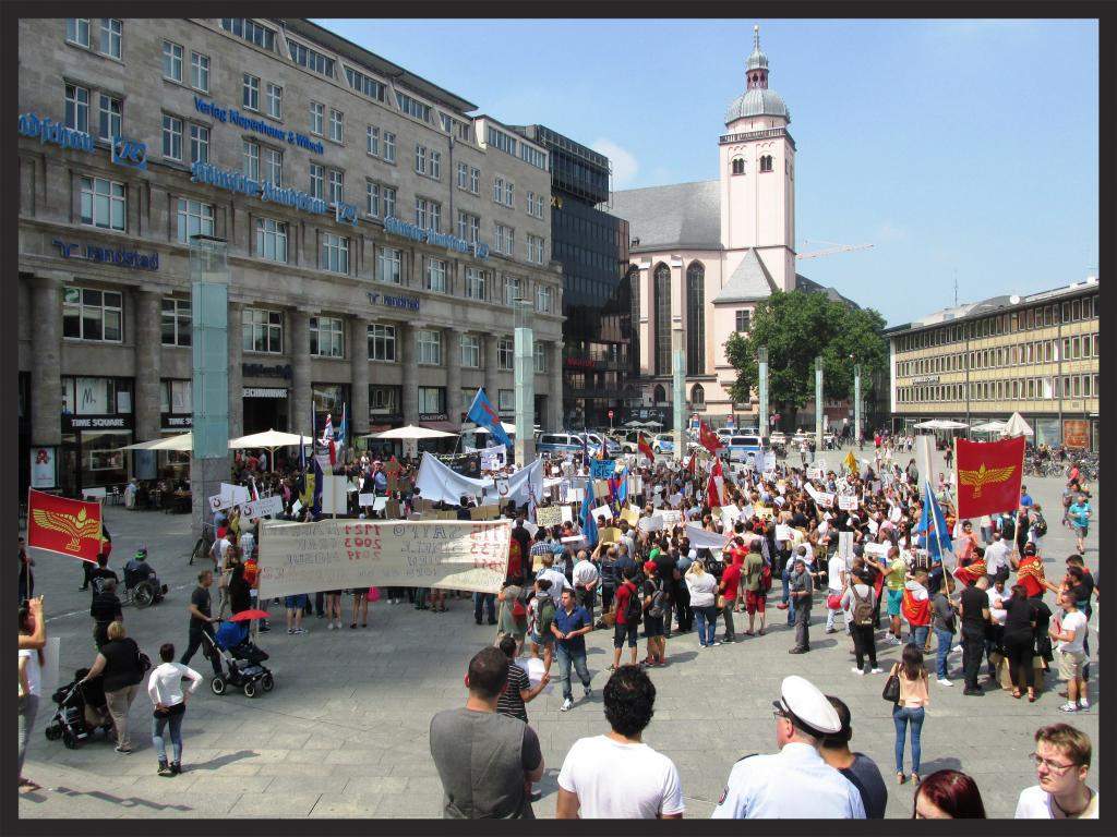 ai225.photobucket.com_albums_dd306_aserodio_2014_Colonia_6da079b011eb43042b25ea3cd6c106caddc39.jpg
