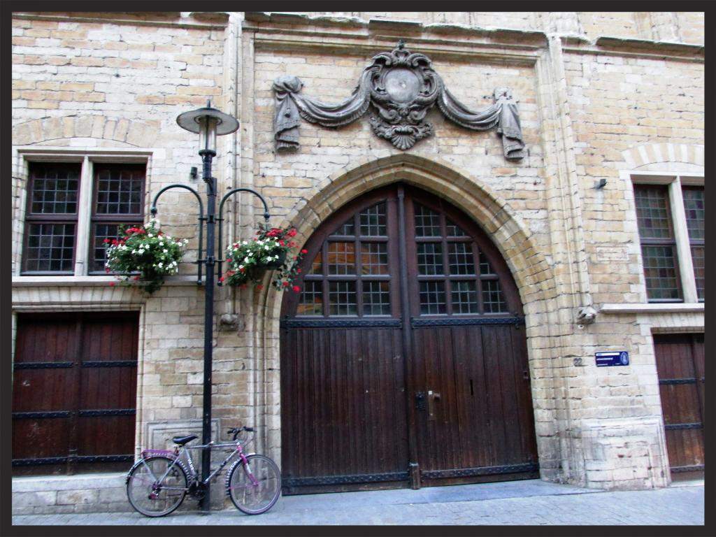 ai225.photobucket.com_albums_dd306_aserodio_2014_Leuven_7a1c584c2011541d2fccc87f840925210ae878.jpg