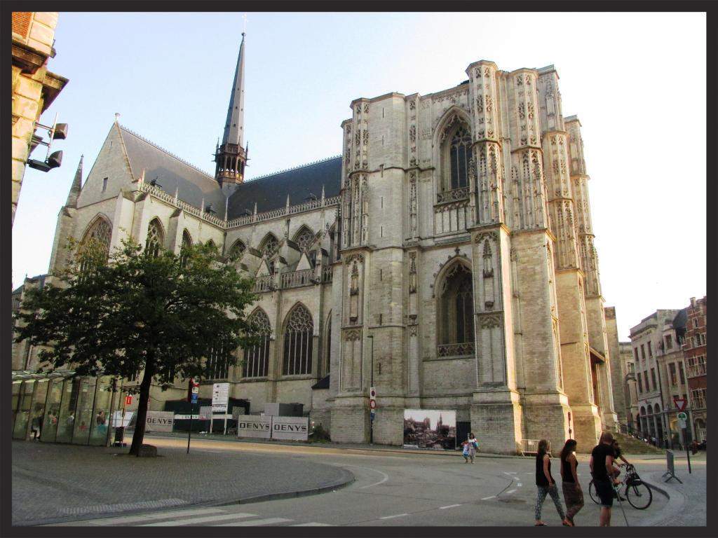 ai225.photobucket.com_albums_dd306_aserodio_2014_Leuven_892223f77916eda4390687589bb8e6d680cf16.jpg
