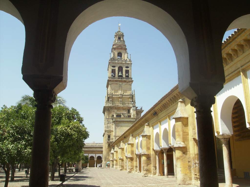 ai225.photobucket.com_albums_dd306_aserodio_CORDOVA_FRIAS2012327.jpg
