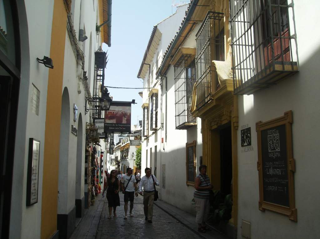 ai225.photobucket.com_albums_dd306_aserodio_CORDOVA_FRIAS2012353.jpg