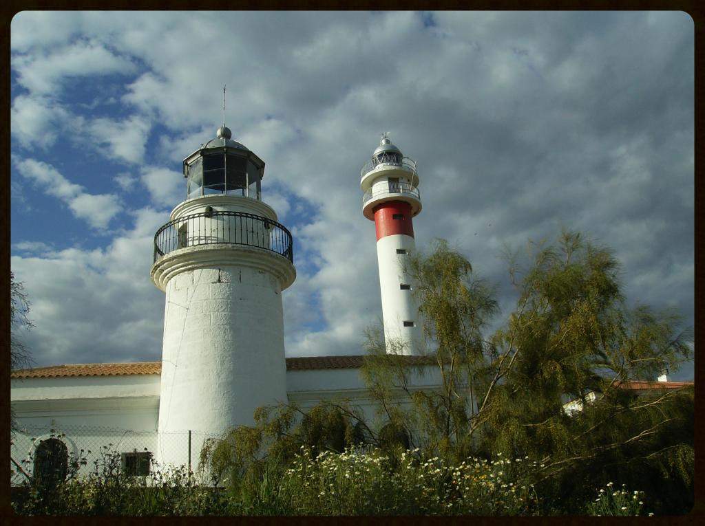 ai225.photobucket.com_albums_dd306_aserodio_El_20Rompido_ALDEIdbbd072ab9c68a94487d4733ec933380.jpg