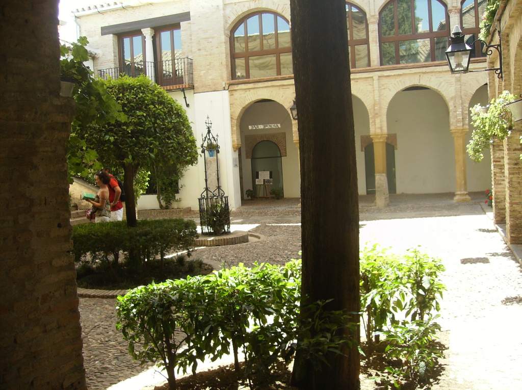 ai225.photobucket.com_albums_dd306_aserodio_PATIOS_FRIAS2012367.jpg
