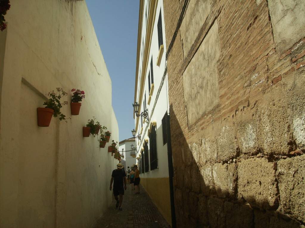 ai225.photobucket.com_albums_dd306_aserodio_RONDA_FRIAS2012090.jpg