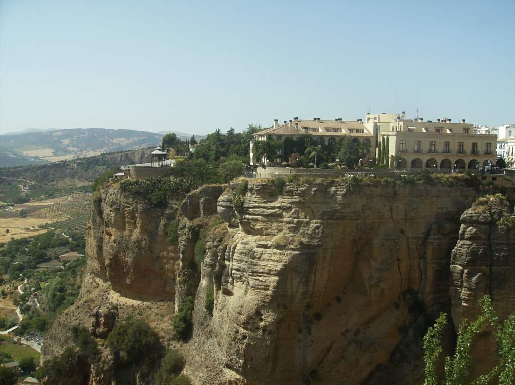 ai225.photobucket.com_albums_dd306_aserodio_RONDA_FRIAS2012101.jpg