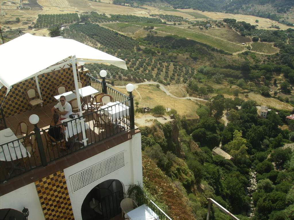 ai225.photobucket.com_albums_dd306_aserodio_RONDA_FRIAS2012143.jpg