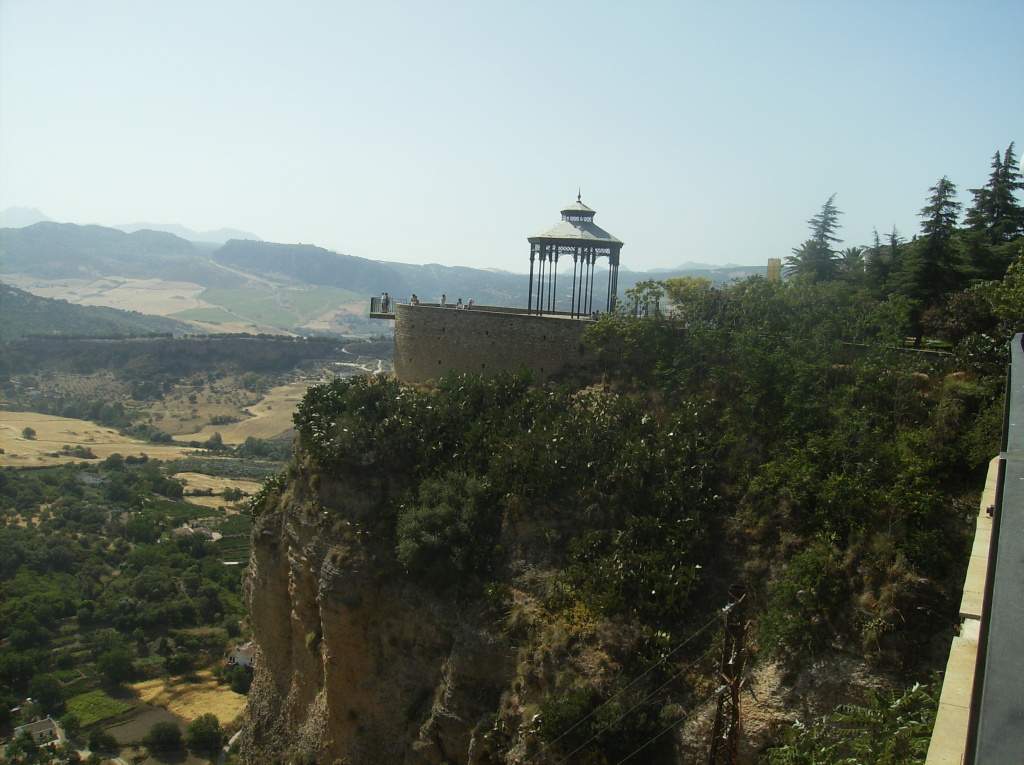 ai225.photobucket.com_albums_dd306_aserodio_RONDA_FRIAS2012229.jpg