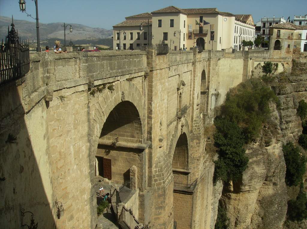 ai225.photobucket.com_albums_dd306_aserodio_RONDA_FRIAS2012336.jpg