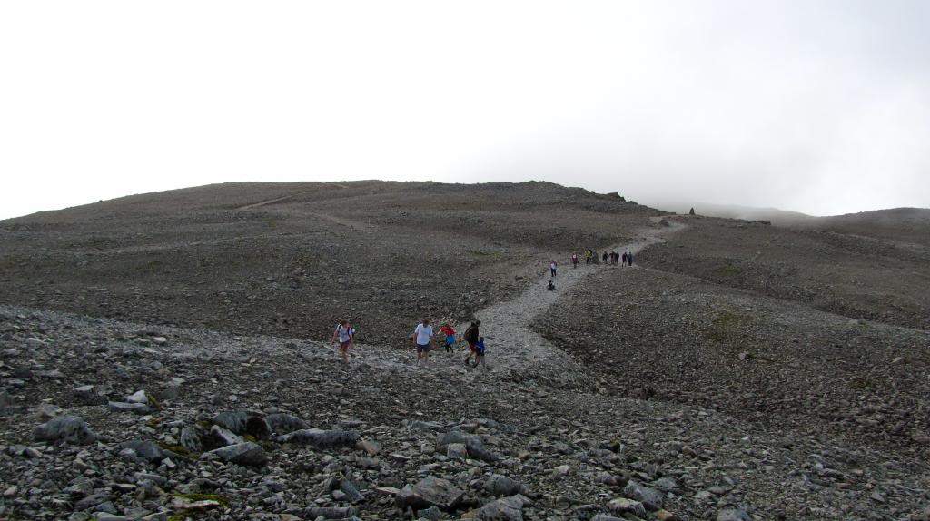 ai225.photobucket.com_albums_dd306_aserodio_Scotland_Ben_20nevis_IMG_3676_zps56cada8b.jpg