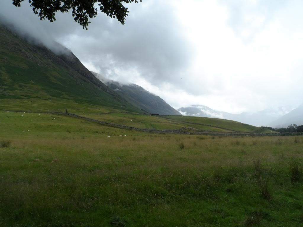 ai225.photobucket.com_albums_dd306_aserodio_Scotland_Ben_20nevis_SAM_0293_zps8c1c88c4.jpg