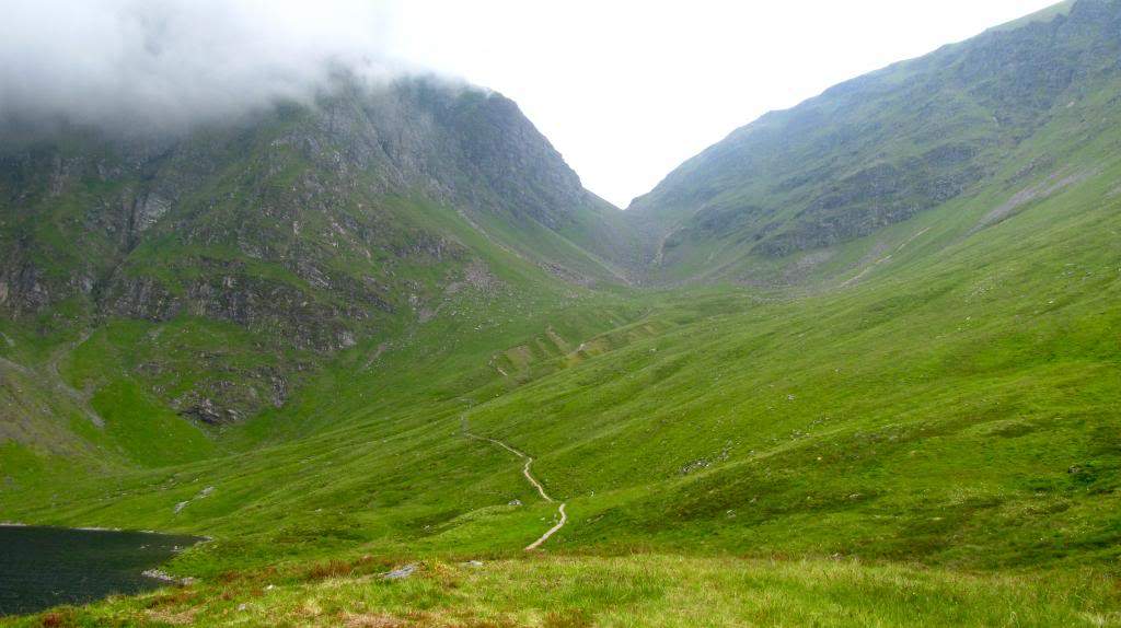 ai225.photobucket.com_albums_dd306_aserodio_Scotland_Creag_20Meagaidh_IMG_3072_zps8a096a21.jpg