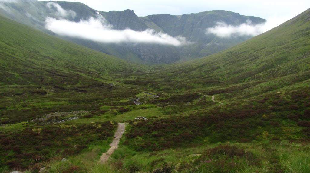 ai225.photobucket.com_albums_dd306_aserodio_Scotland_Creag_20Meagaidh_IMG_3098_zps5a11762b.jpg