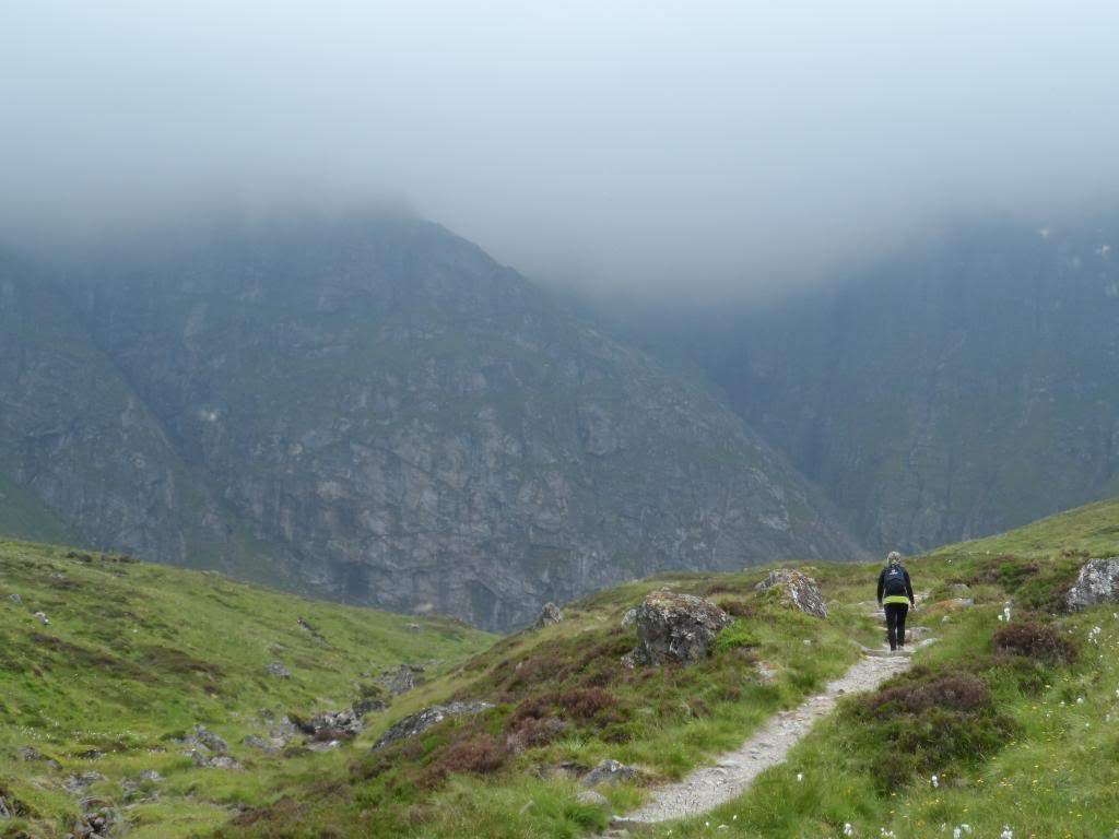 ai225.photobucket.com_albums_dd306_aserodio_Scotland_Creag_20Meagaidh_SAM_0114_zps00cd4349.jpg