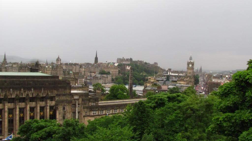 ai225.photobucket.com_albums_dd306_aserodio_Scotland_Edinburgh_IMG_4082_zps51473d8f.jpg