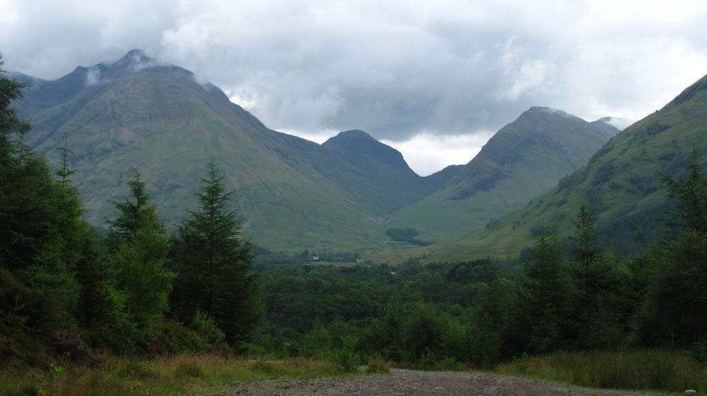 ai225.photobucket.com_albums_dd306_aserodio_Scotland_Glencoe_IMG_3479_zpsf8971693.jpg