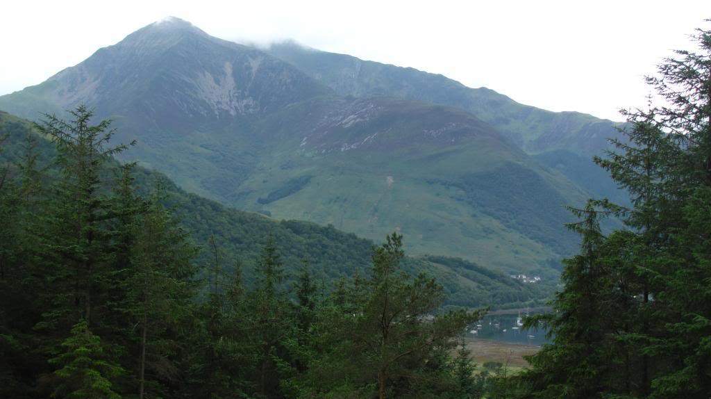 ai225.photobucket.com_albums_dd306_aserodio_Scotland_Glencoe_IMG_3491_zps34cbe580.jpg