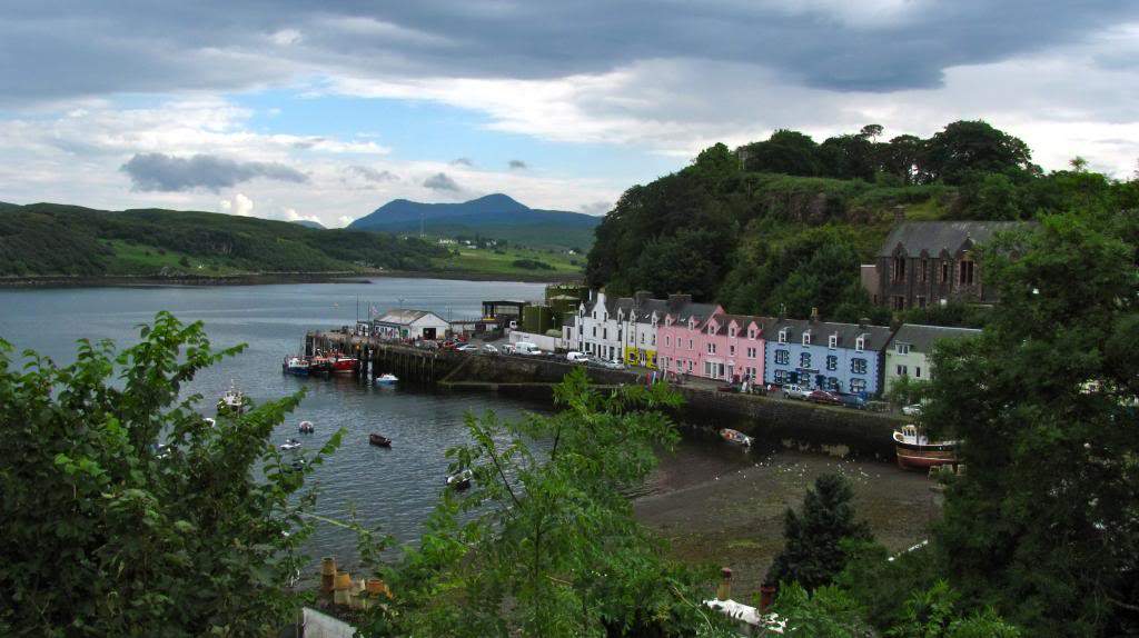 ai225.photobucket.com_albums_dd306_aserodio_Scotland_Isle_20of0a20501b915e64c93f16301cf79c0d83.jpg