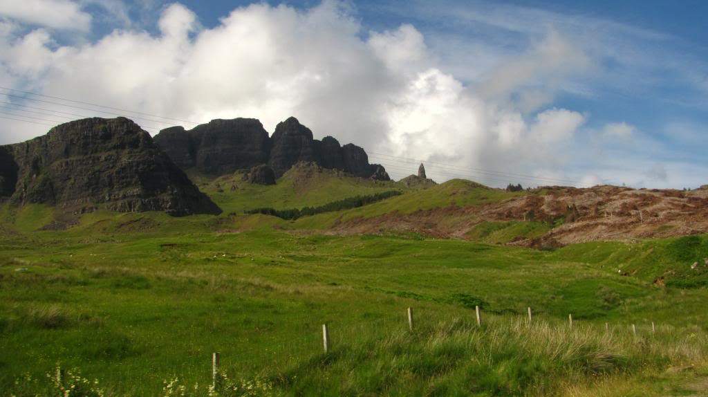 ai225.photobucket.com_albums_dd306_aserodio_Scotland_Isle_20of3dbc2eb66d13ad73f3868697e1f03793.jpg