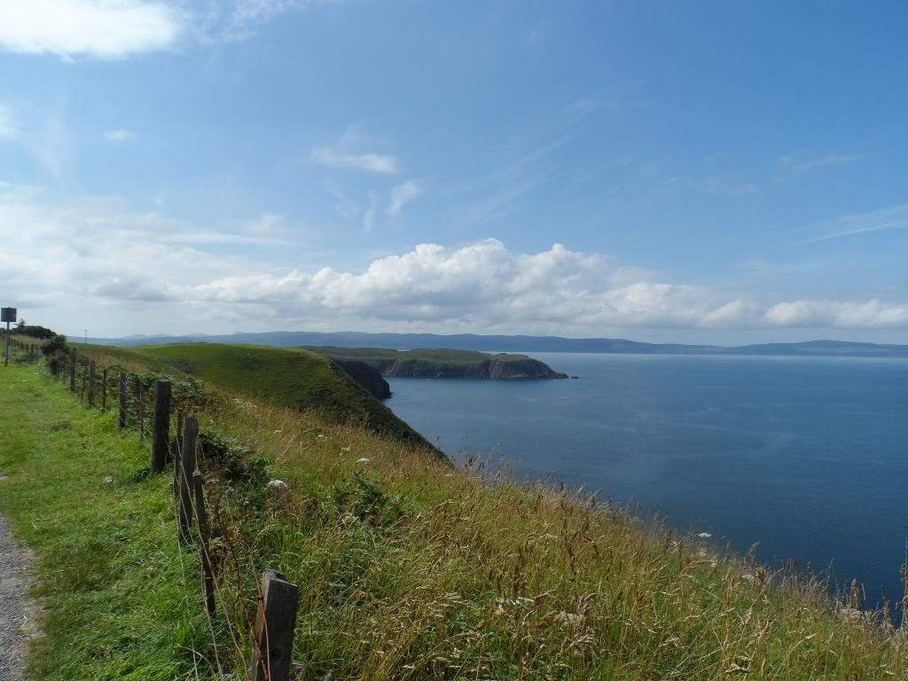 ai225.photobucket.com_albums_dd306_aserodio_Scotland_Isle_20of_20Skye_Uig_SAM_0482_zps1b2b6561.jpg